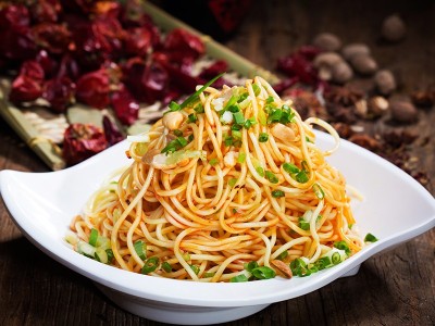 簡單易學(xué)的 香菇拌面