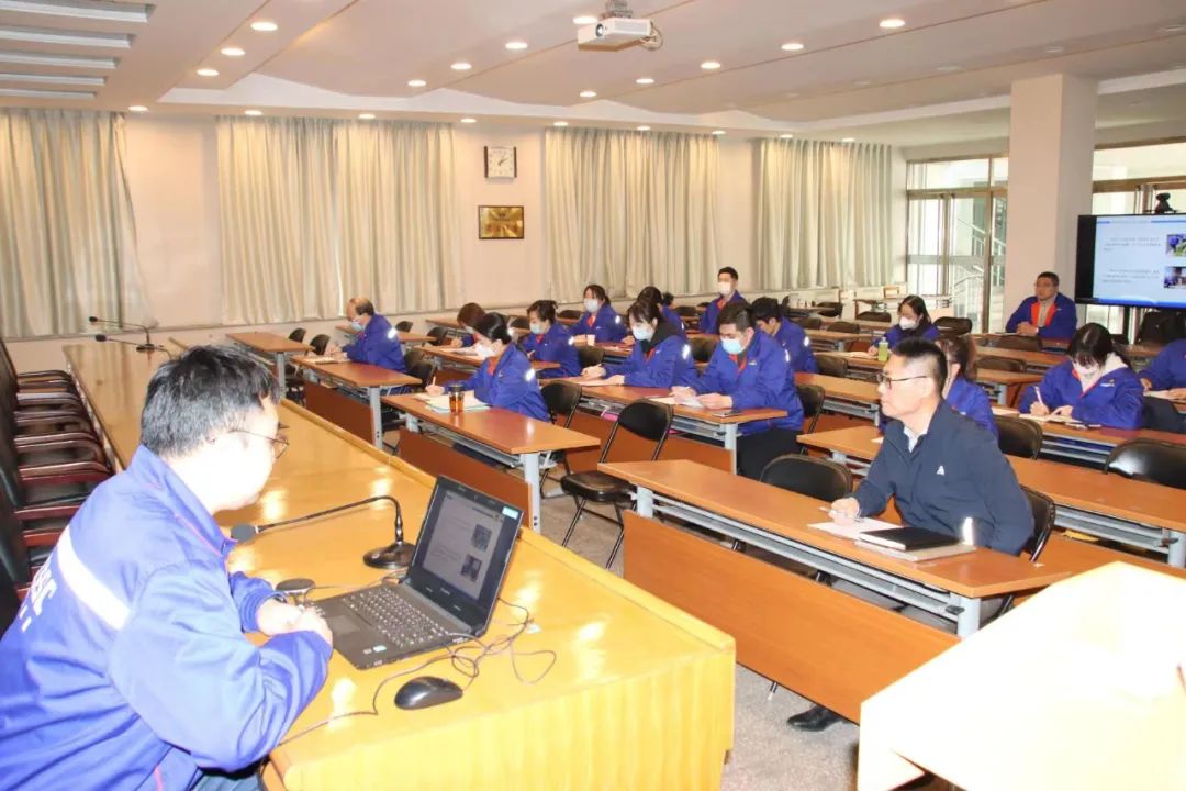 中國(guó)船舶風(fēng)帆公司團(tuán)委召開(kāi)2022 年度基層團(tuán)組織書記述職評(píng)議會(huì)